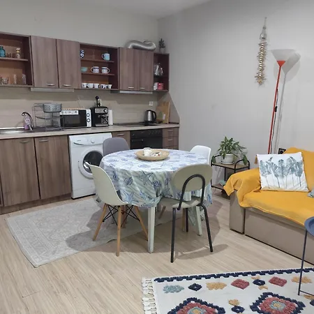 Blue Horizon Apartment *