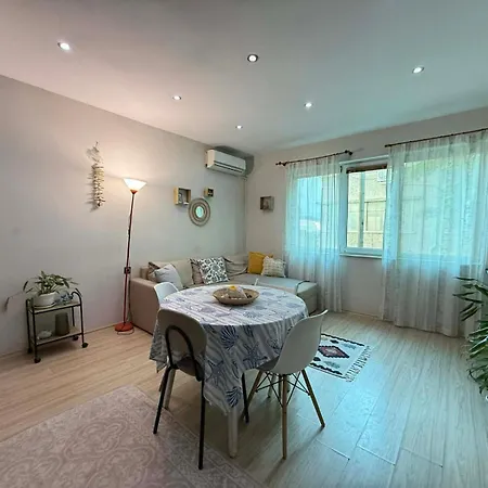 Blue Horizon Apartment Varna